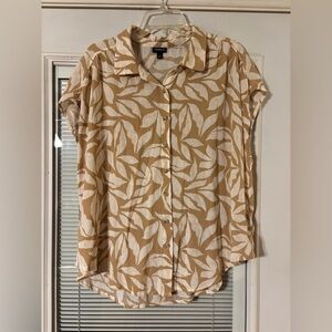 Torrid Beige Leaf Pattern Button-Down Shirt
